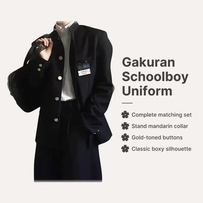 Gros plan sur le tissu et la manche du uniforme scolaire japonais homme