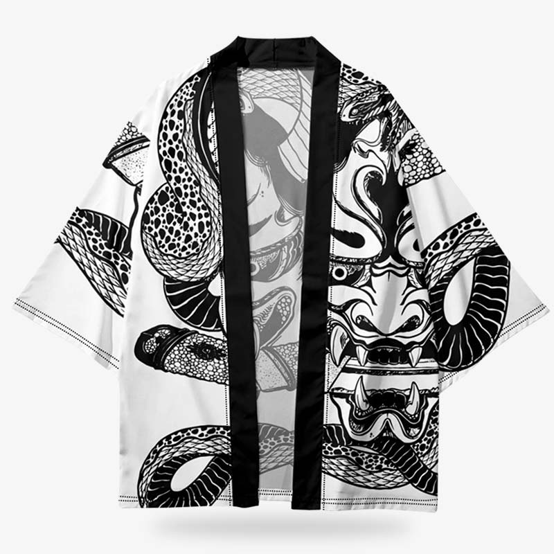 Veste haori mettant en valeur le masque Hannya emblématique, représentation puissante des émotions dans la culture japonaise