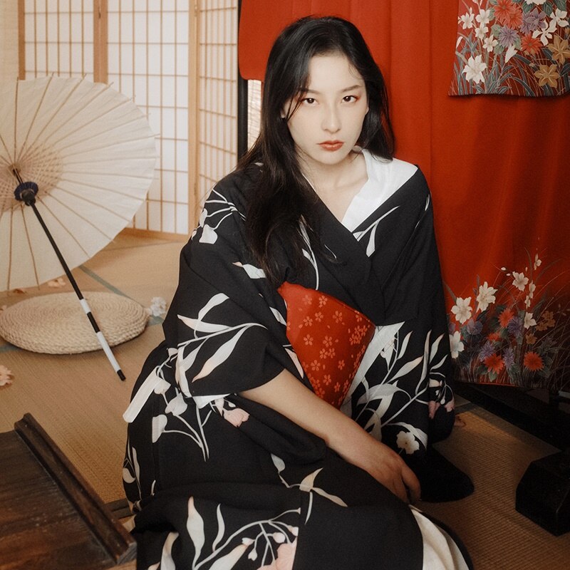 Robe Kimono Femme japonaise