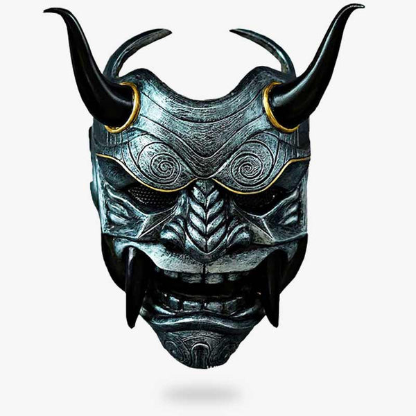 Ce kabuki masque symbolise un démon japonais Oni avec des cornes et des dents tranchantes.