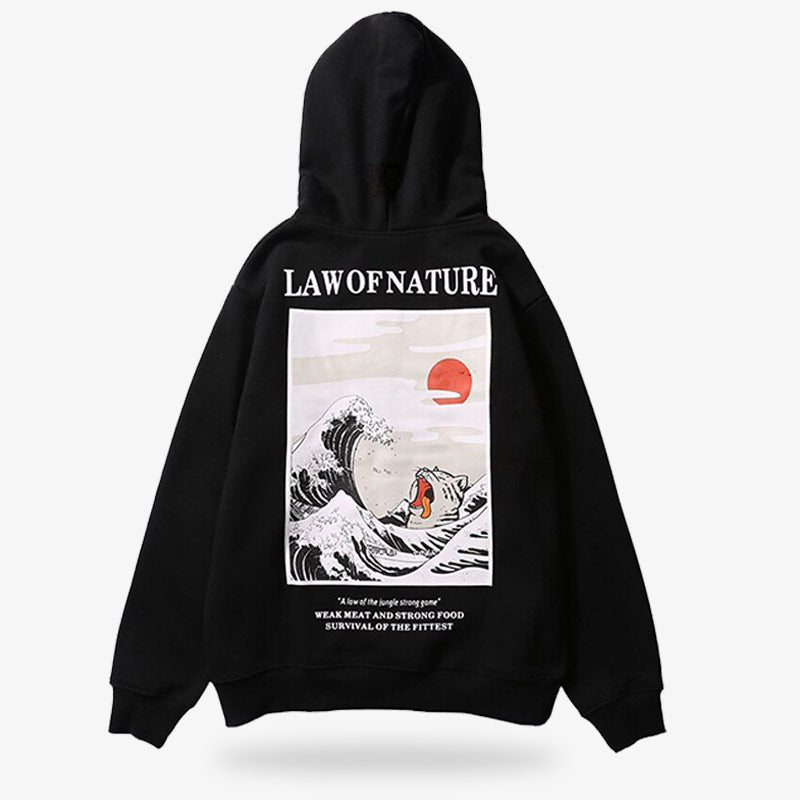 Ce sweat vague Kanagawa est de couleur noir. Le hoodie japonais est imprimé sur le coton peigné avec un motif nippon de chat maneki neko