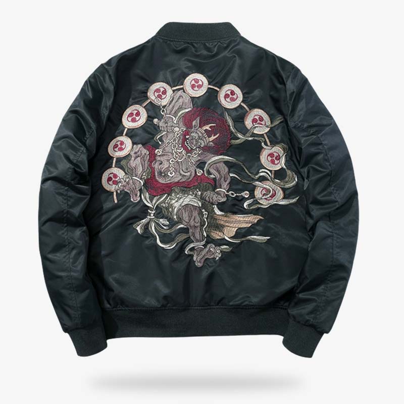 Une veste manteau bomber sukajan brodé avec le motif du dieu japonais de la foudre