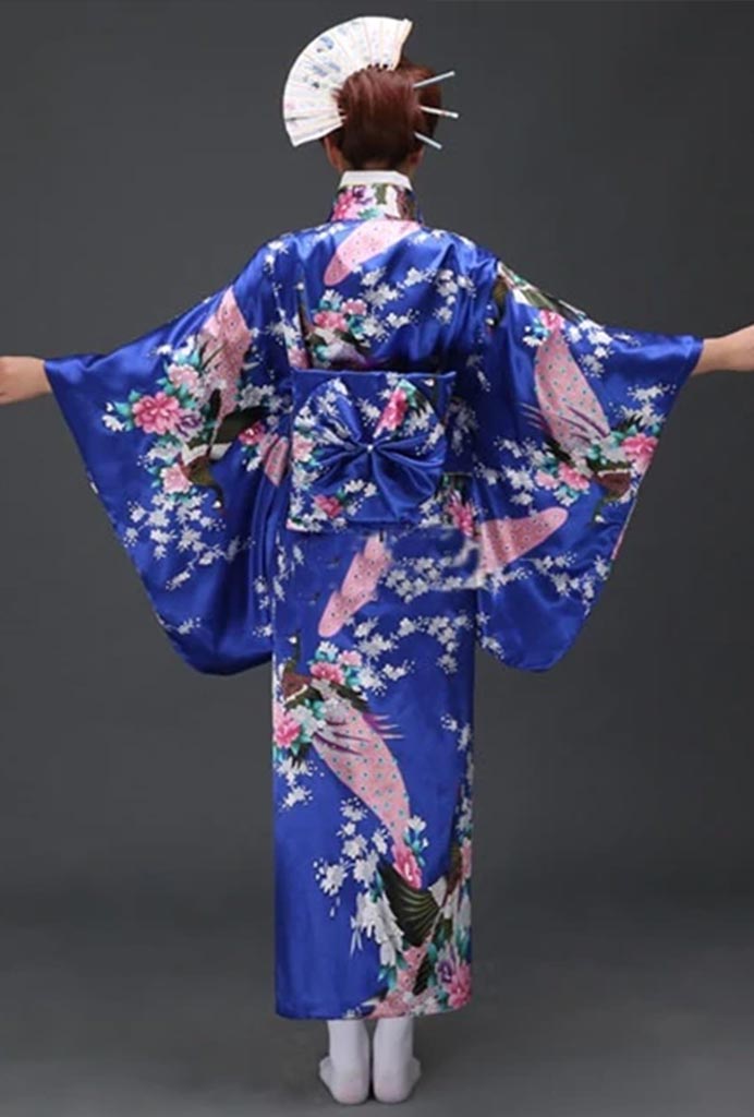 kimono-bleu-femme-geisha