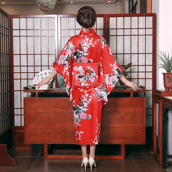 kimono-femme-fleuri-long-geisha