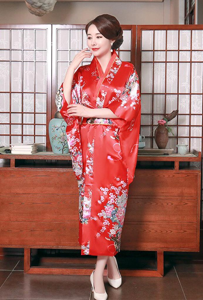 kimono-japonais-femme-rouge