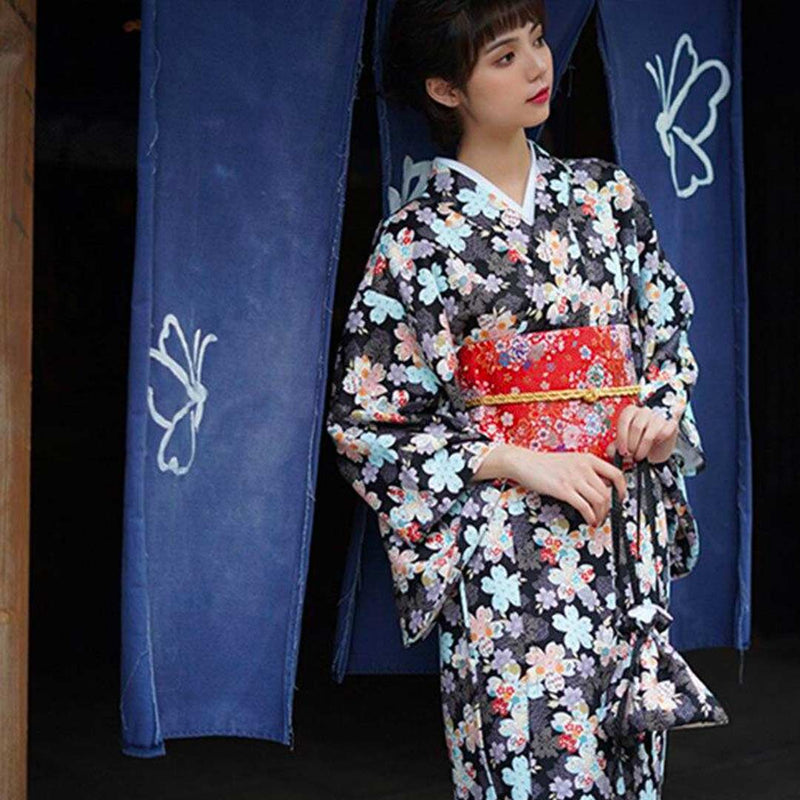 kimono-japonais-femme-traditionnel-pas-cher-maiko