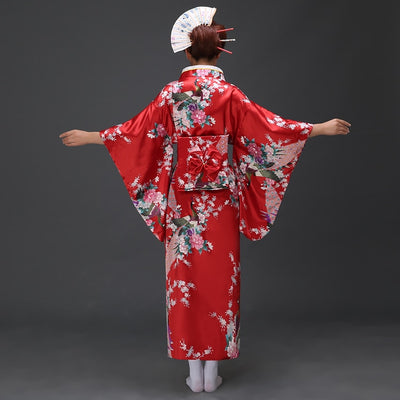 kimono-satin-rouge-femme