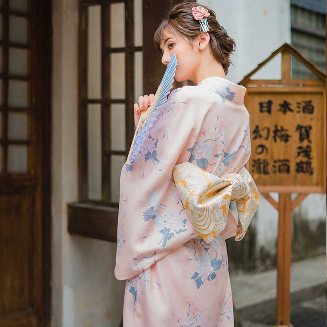 Kimono Yukata Traditionnel femme motif floral