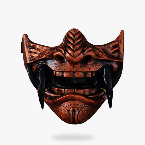 Ce masque samouraï traditionnel est un demi-visage de démon japonais. C'est un masque Oni avec des crocs et des dents que porte le guerrier japonais
