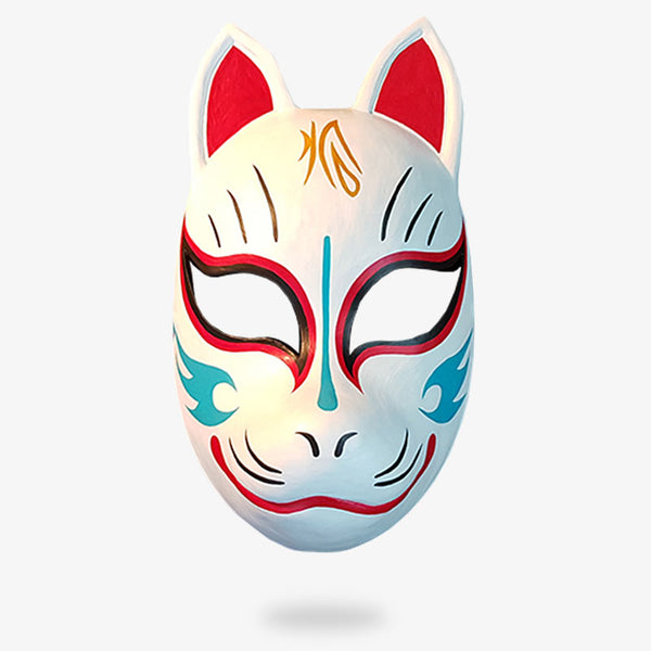 Ce masque traditionnel japonais kitsune est blanc avec des motifs peints sur le masque renard