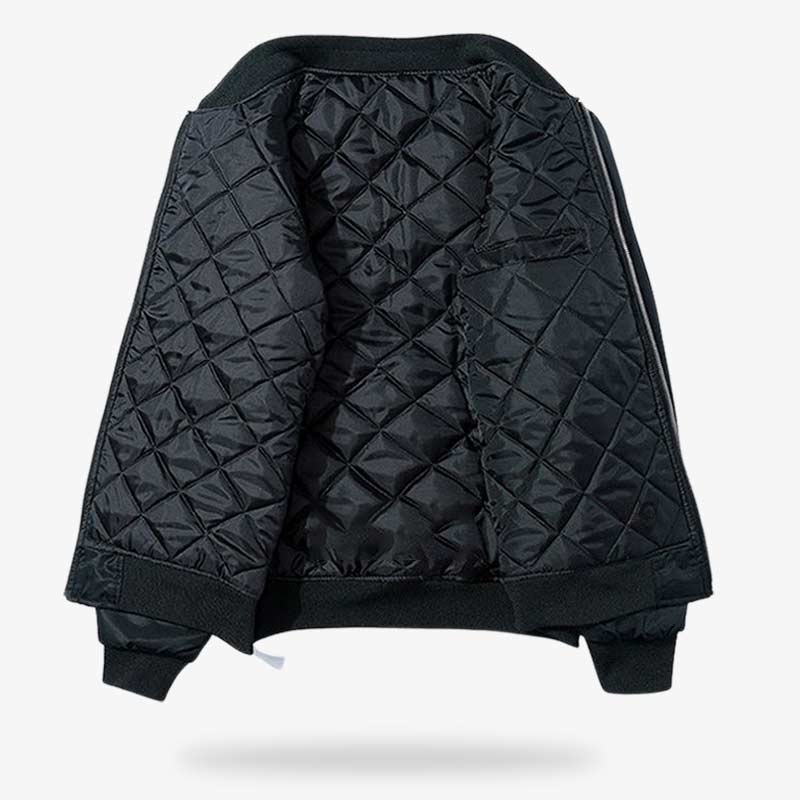 La veste sukajan dragon jacket est matelassée et molletonnée pour plus de confort