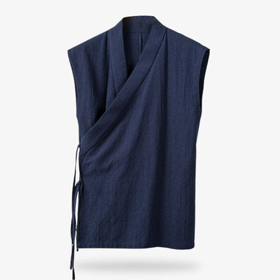 Tee shirt japonais homme porté avec un pantalon cargo