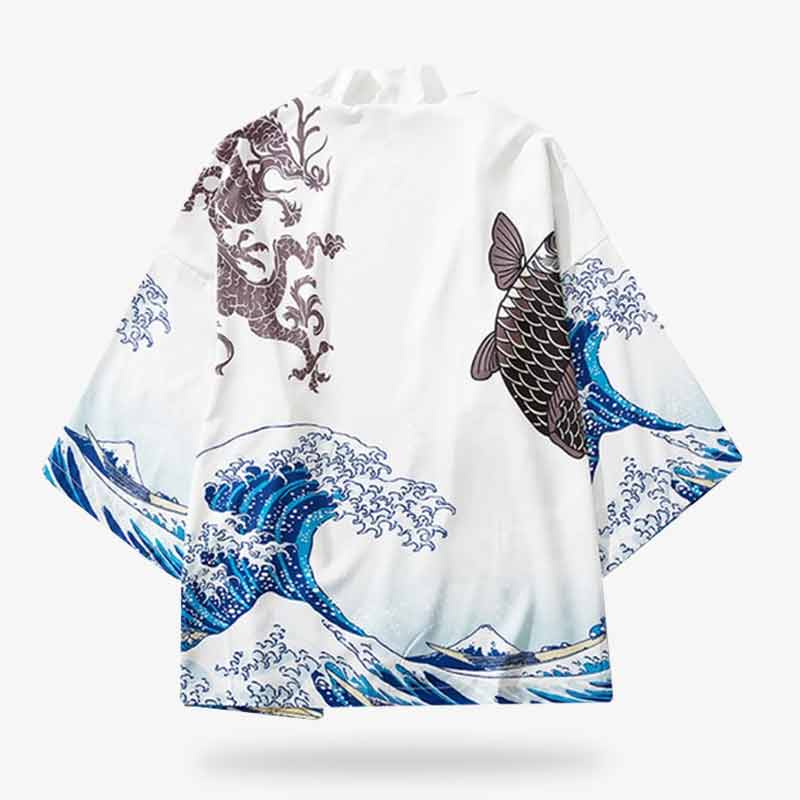 Veste kimono femme japonais avec imprimé sur le tissus de la veste haori un poisson carpe koi et la grande vague de kanagawa
