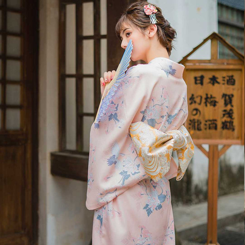 yukata-traditionnel-femme-kimono